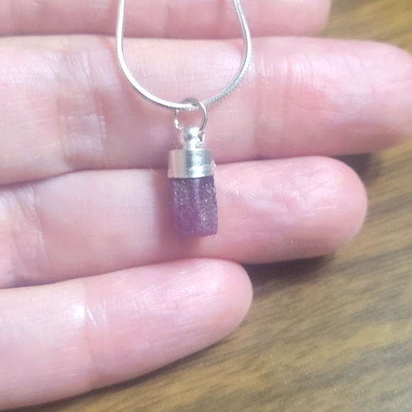 Natural raw ruby necklace - Picture 2 of 4